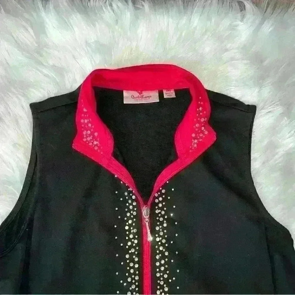 Quacker Factory Knit Multi Crystal Accent Vest Black & Red XXS - Picture 2 of 10
